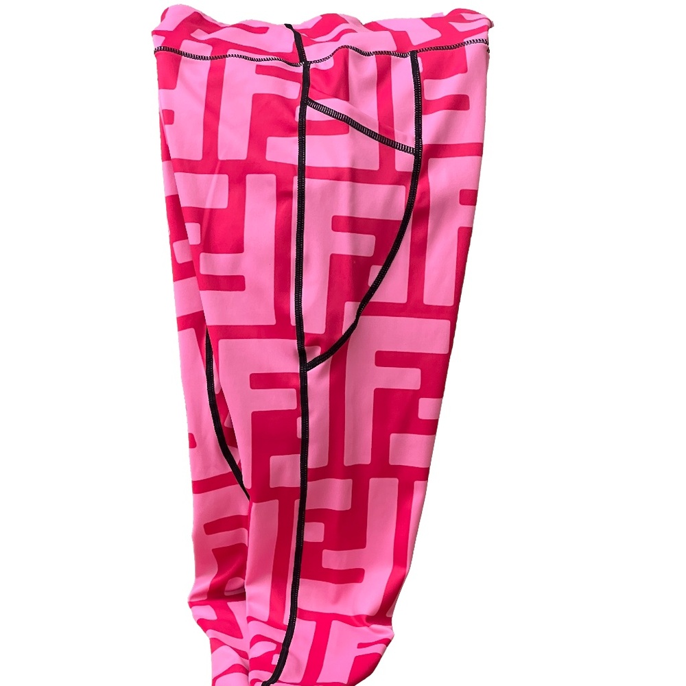 Leggings That Hold You In for this summer.
